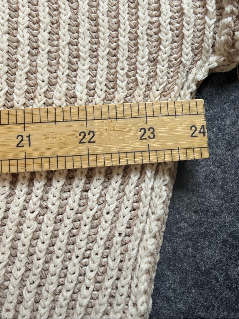 Altar'd State Colorblock‎ Cropped Chenille Sweater NWT XS V Neck Boho Cozy Soft - Picture 9 of 13